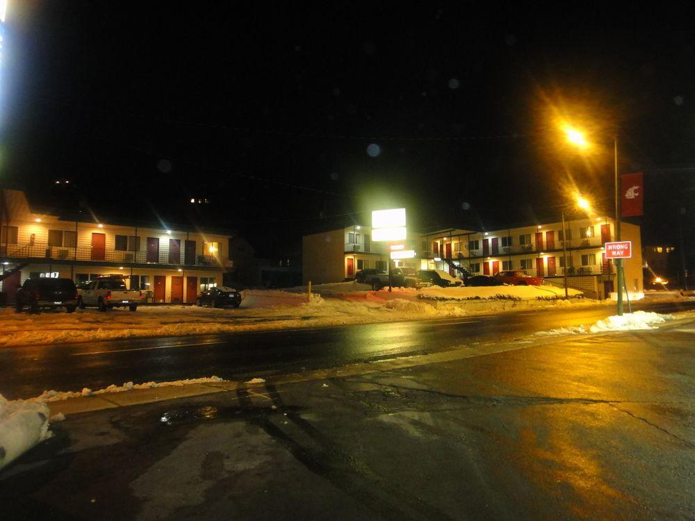 The State Inn Pullman Esterno foto